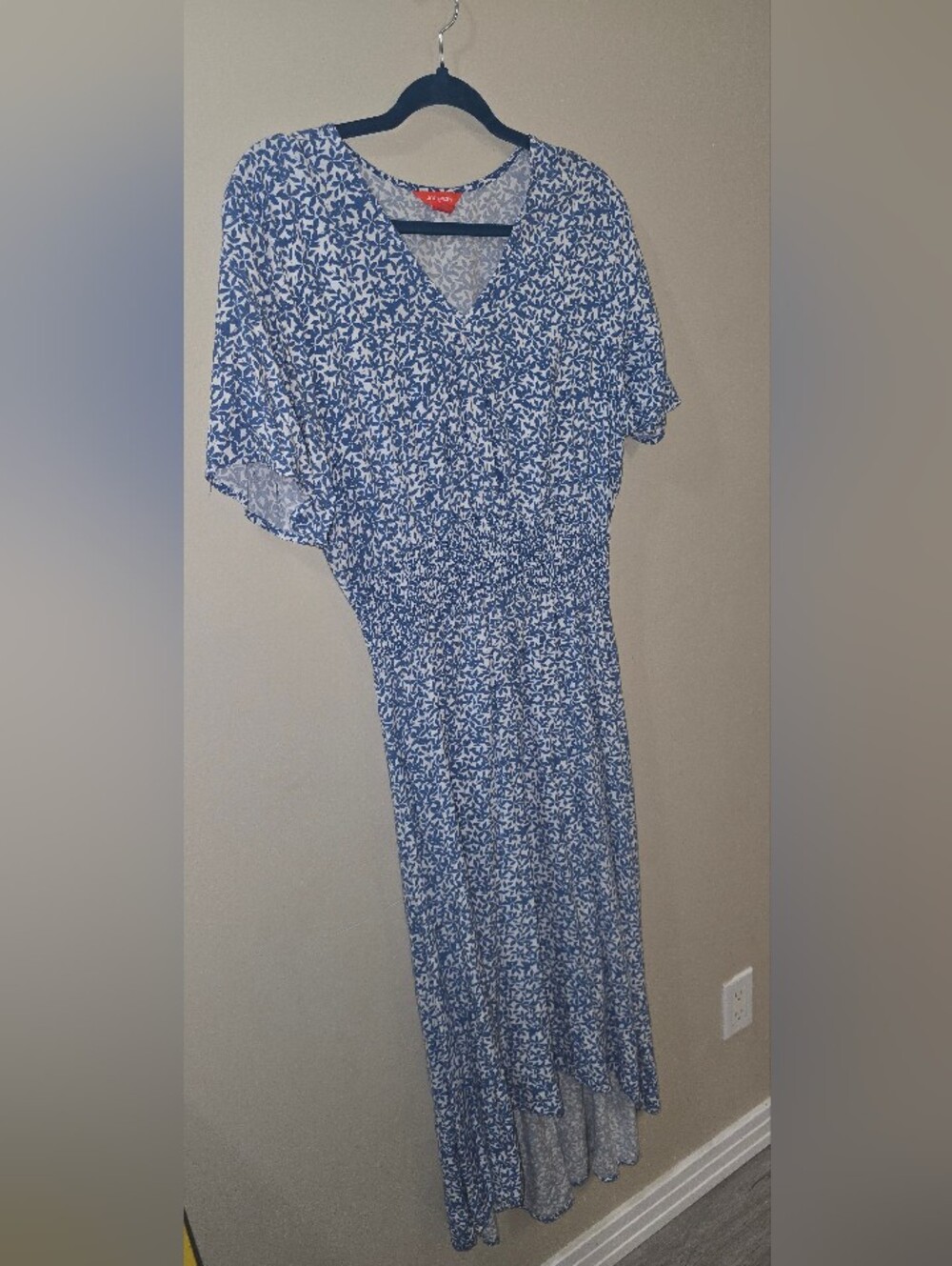 Joe Fresh Blue & White Leaf Print V-Neck Maxi Dress